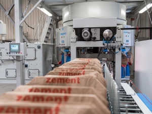 All-in-one packaging line for Mexican cement plant