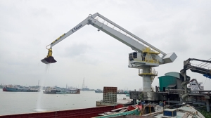 Bangladesh cement manufacturer powers up with five new E-Cranes 