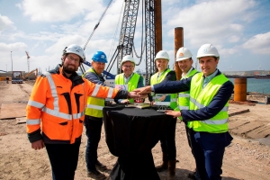 Construction of new quay in Vlissingen underway