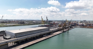 Euroports celebrates 25-year Terminal Rinfuse Venezia concession