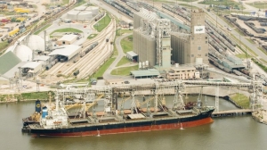 Houston number one tonnage port in USA