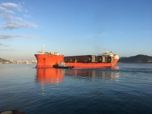 IJmuiden lock gates on the way 