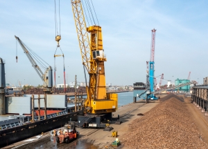 Konecranes Gen 6 MHC to upgrade Venetian port bulk handling