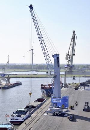 Konecranes Gottwald MHC for Bremer Weserport