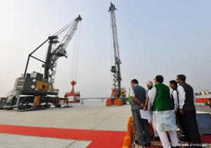 Liebherr MHC at India’s first multi-modal terminal 