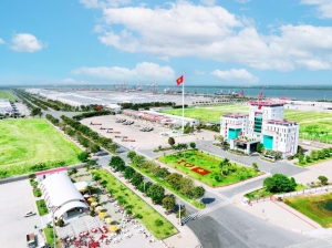 Long An Port signs agreements with ports of Portland and Gothenburg 