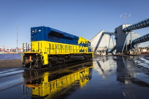 Metro Ports deploys low emissions locomotive