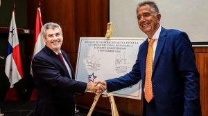 Panama Canal Signs Rotterdam MoU