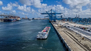 Rotterdam reaches milestone in autonomous shipping
