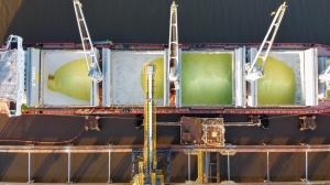Stranded sulphur cargoes in Gulf face mounting corrosion risk, warns Brookes Bell