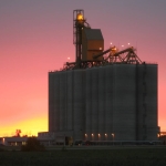 Bunge closes agreement to acquire NWT grain elevator assets