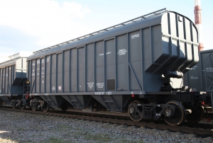 UWC to supply 700 grain hopper cars