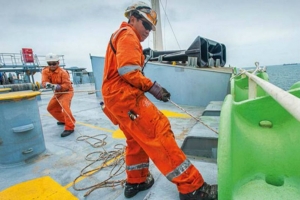 World fleet sound horns for crews on labour day